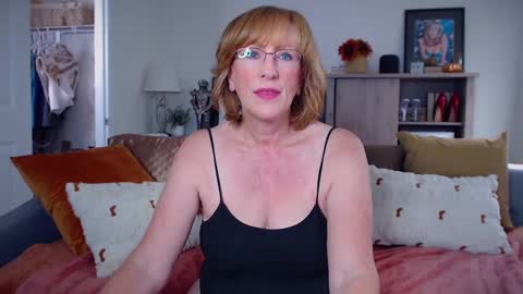 SummerKnightzzz online show from 09/26/25, 01:04