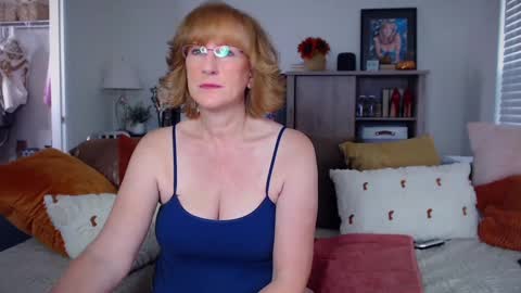 SummerKnightzzz online show from 09/30/25, 12:10