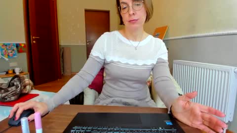 summerliza online show from 01/10/25, 11:22