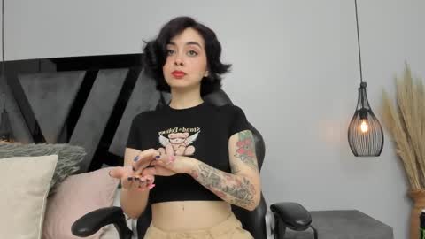 Summer online show from 03/08/25, 04:06