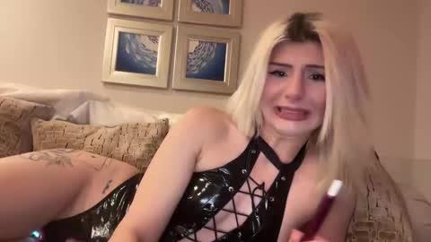 Kate online show from 02/20/26, 11:49