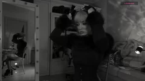 Snapshot of sun_for_you chatting on 02/07/26, 04:33 Miss Nelly online show from 02/07/26, 04:33