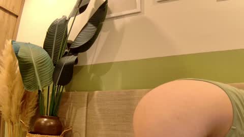 luna online show from 01/16/25, 11:37