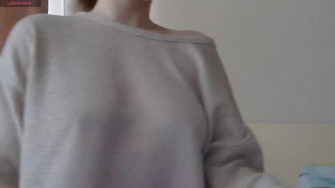 Olivia online show from 05/11/26, 04:04