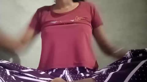 Snapshot of sunali_jain03 chatting on 03/29/26, 02:11 sunali_jain03 online show from 03/29/26, 02:11