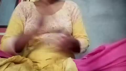 Snapshot of sunali_jain03 chatting on 04/07/26, 02:34 sunali_jain03 online show from 04/07/26, 02:34