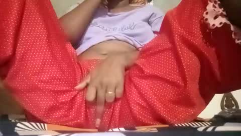 Snapshot of sunali_jain03 chatting on 05/24/26, 12:54 sunali_jain03 online show from 05/24/26, 12:54