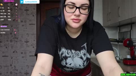 Tina. Im topless model  online show from 02/06/25, 11:54