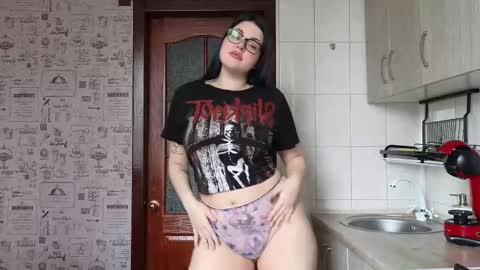 Tina. Im topless model  online show from 03/04/25, 08:57