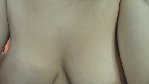 Snapshot of sunflower_aillyn chatting on 07/07/26, 06:47 Aillyn Perez online show from 07/07/26, 06:47