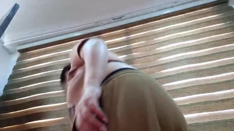 Jeraldine online show from 10/08/25, 08:39