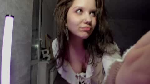 Amy online show from 02/16/25, 04:21