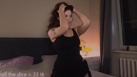 Amy online show from 09/12/25, 06:19