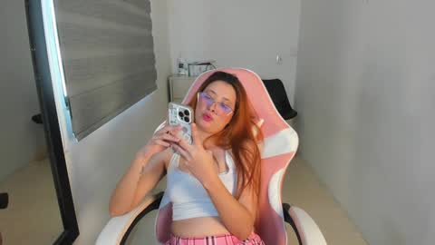 Snapshot of sunn_ray chatting on 01/18/25, 05:26 IG zsun ray0 online show from 01/18/25, 05:26