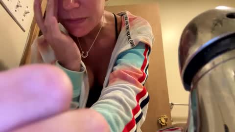 Snapshot of sunnbabe92485 chatting on 09/17/25, 12:40 sunnbabe92485 online show from 09/17/25, 12:40