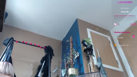 Sunni Knight online show from 02/01/25, 01:51