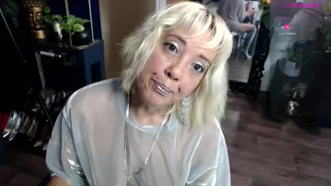 Sunni Knight online show from 12/21/25, 03:46