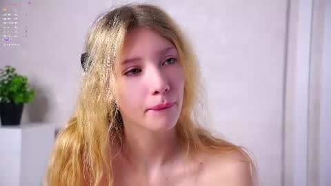 Snapshot of sunnmoonn chatting on 06/28/26, 02:34 Lily online show from 06/28/26, 02:34