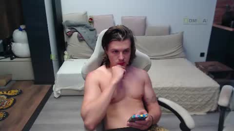 Snapshot of sunny1girl chatting on 07/18/26, 06:56 Alice and Sergey online show from 07/18/26, 06:56
