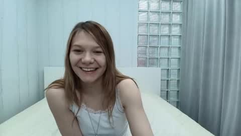 Snapshot of sunny__sammy chatting on 04/24/26, 01:19 Sammy online show from 04/24/26, 01:19