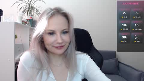 Naomi online show from 02/07/25, 09:26