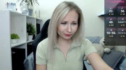 Naomi online show from 10/03/25, 05:59