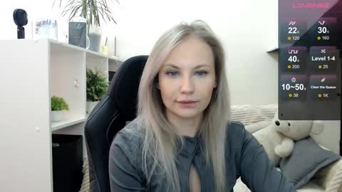 Naomi online show from 10/27/25, 05:00