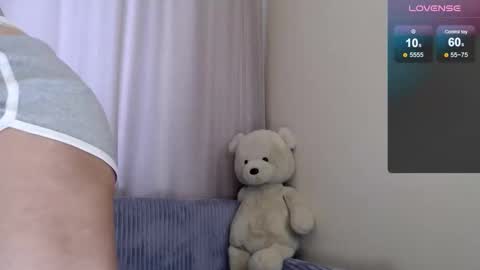Snapshot of sunny_bunny6 chatting on 02/05/26, 05:45 Naomi online show from 02/05/26, 05:45
