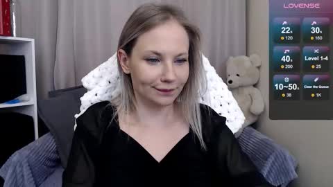 Snapshot of sunny_bunny6 chatting on 02/09/26, 07:51 Naomi online show from 02/09/26, 07:51