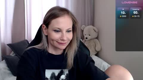 Snapshot of sunny_bunny6 chatting on 03/02/26, 07:59 Naomi online show from 03/02/26, 07:59