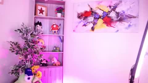 Snapshot of sunny_flower_ chatting on 01/15/26, 01:32 SUNNY online show from 01/15/26, 01:32