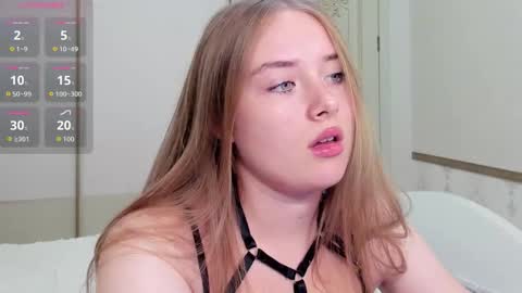 Vanessa online show from 11/18/25, 06:40