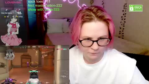 Snapshot of sunny_mood chatting on 02/15/25, 10:22 sunny mood online show from 02/15/25, 10:22