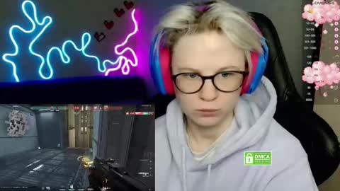 sunny mood online show from 11/12/25, 10:04