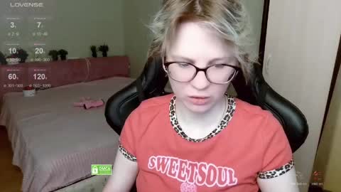sunny mood online show from 04/28/26, 04:39