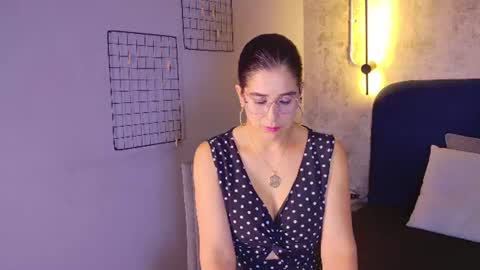 Sunny River online show from 06/17/26, 01:23