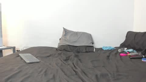 Christian Vanessa online show from 12/13/24, 09:52