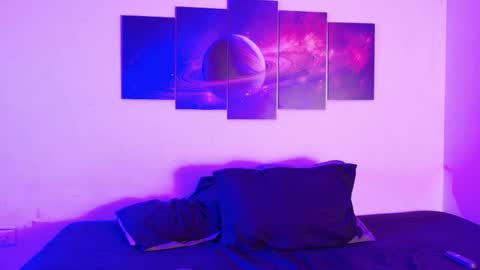 Christian Vanessa online show from 12/18/25, 07:53