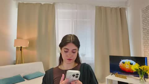 Snapshot of sunnybloss chatting on 05/09/26, 02:00 Ivanna online show from 05/09/26, 02:00