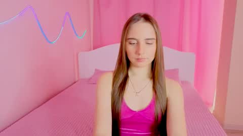 Snapshot of sunnybunnyy5 chatting on 02/08/26, 10:29 Liza online show from 02/08/26, 10:29