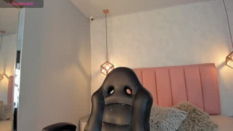  S U N N Y online show from 06/10/26, 12:48