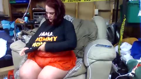 Snapshot of sunnydangel chatting on 12/21/24, 02:19 Sunnie online show from 12/21/24, 02:19