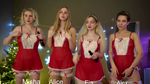 Snapshot of sunnyfia chatting on 12/23/24, 01:40 Fia  -  TG -  Mia -  Alice -  online show from 12/23/24, 01:40