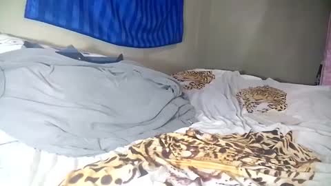 Sunnyblack2 online show from 03/12/25, 12:36