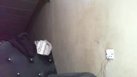 Sunnyblack2 online show from 10/24/25, 10:33