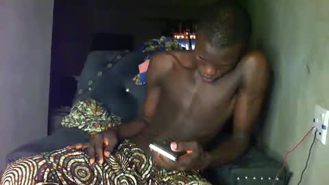 Sunnyblack2 online show from 11/30/25, 09:24