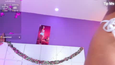 Snapshot of sunnypage chatting on 01/15/25, 03:18      online show from 01/15/25, 03:18