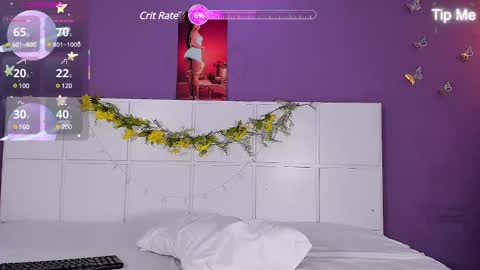 Snapshot of sunnypage chatting on 02/22/25, 08:09      online show from 02/22/25, 08:09