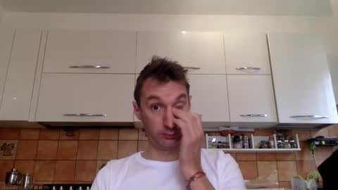 Snapshot of sunnypepito23 chatting on 12/14/25, 08:41 sunnypepito23 online show from 12/14/25, 08:41