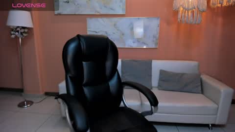 Sunny Rivers online show from 02/08/25, 11:01